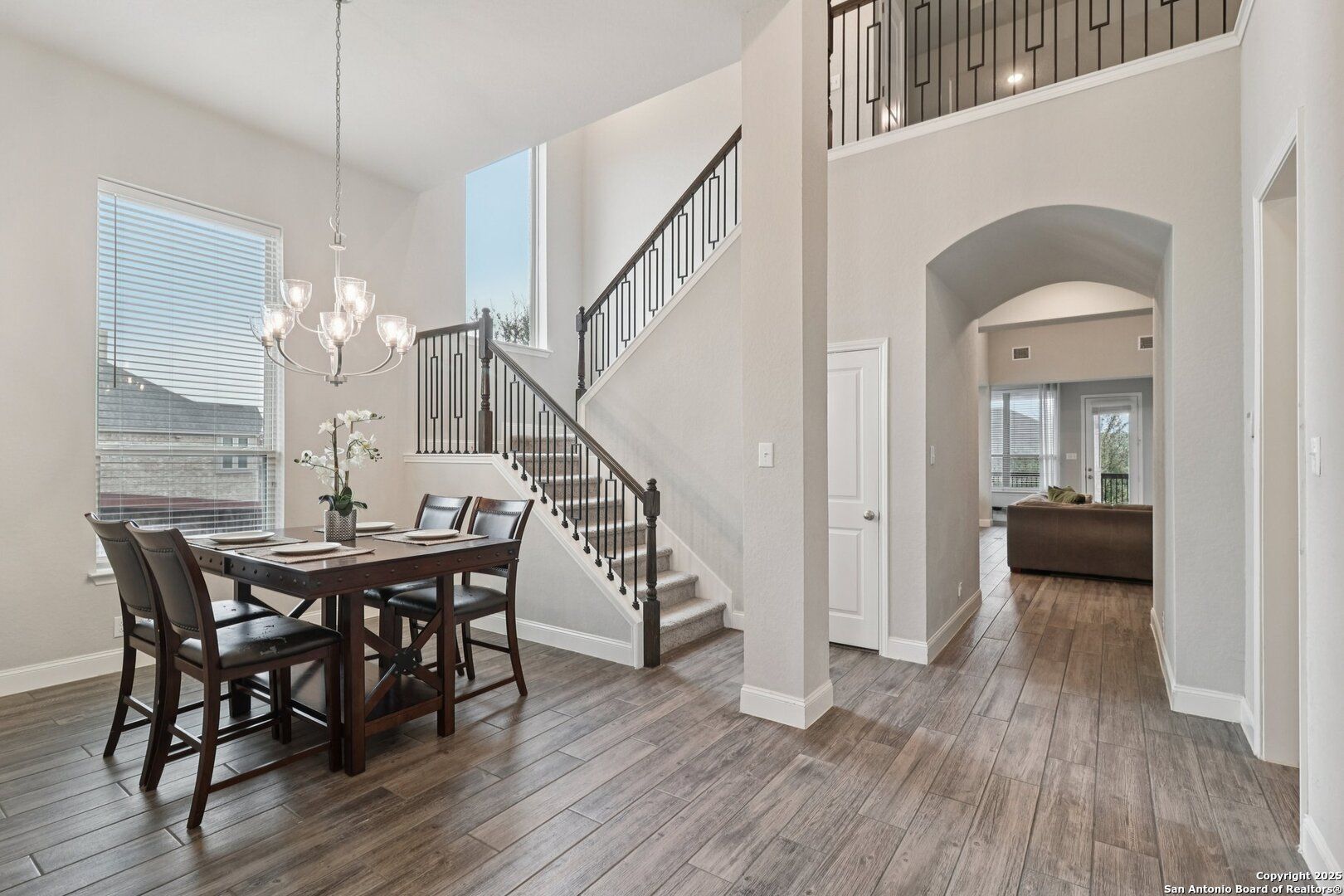 32140 Mustang Hill