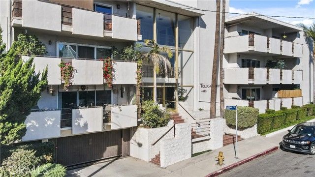 4445 Cartwright Avenue 116