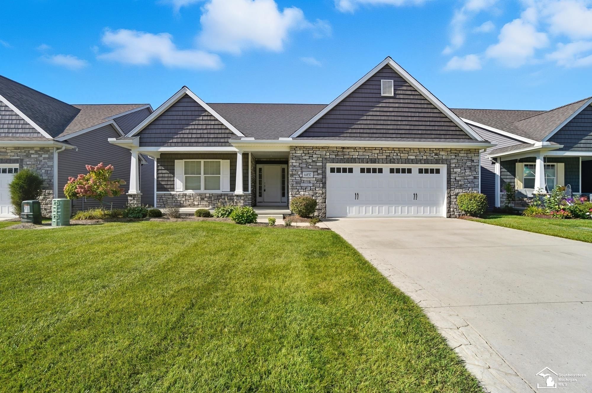 6837 Summerlyn Lakes Drive