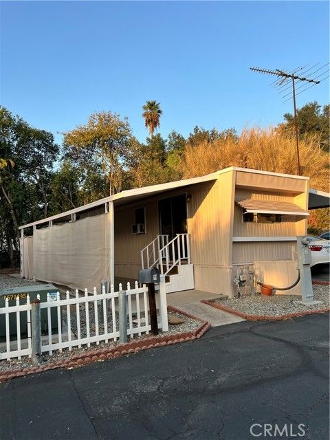 35080 Chandler Ave. 11