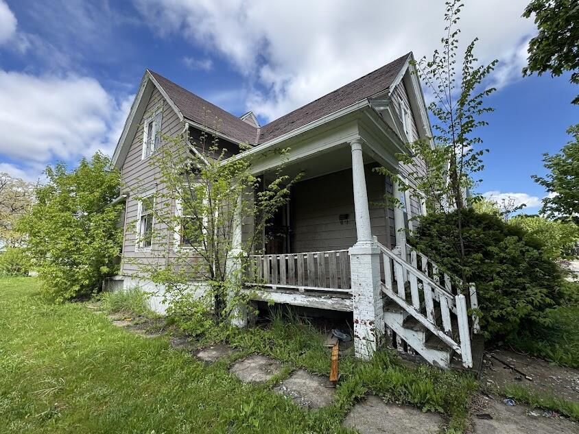 2863 North Dr William Finlayson Street