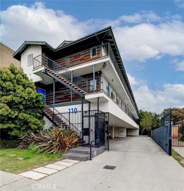 110 S Eucalyptus Avenue