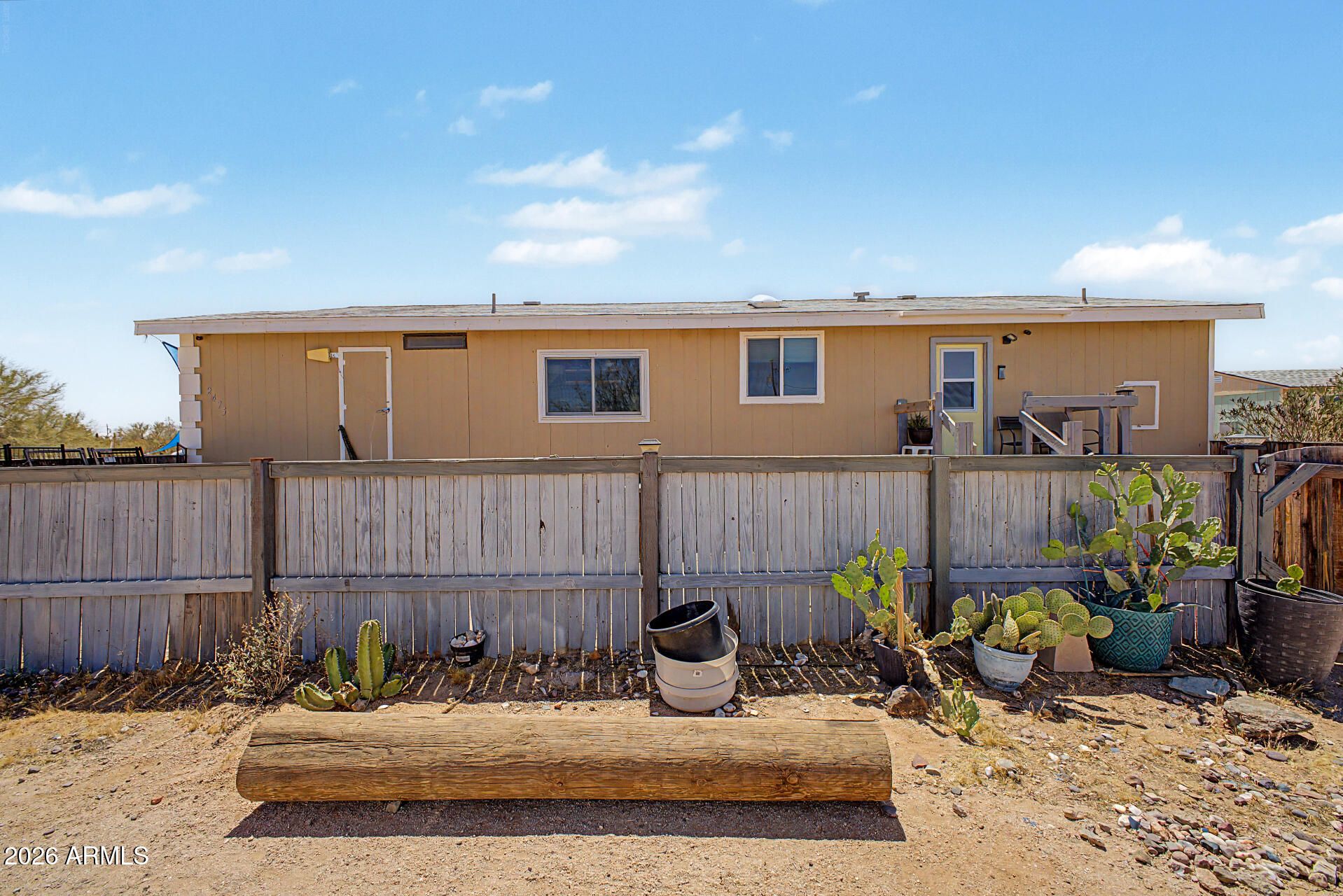 2475 S Oak Road