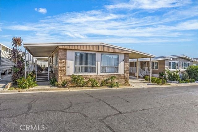 23301 Ridge Route Drive 109