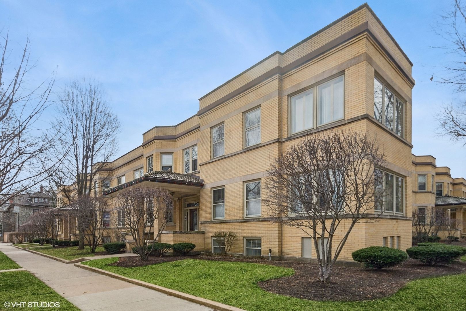 127 Pleasant Street G