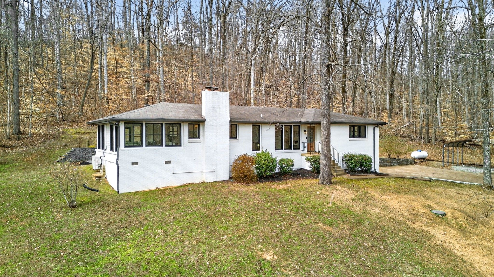 4017 Beverly Hills Dr