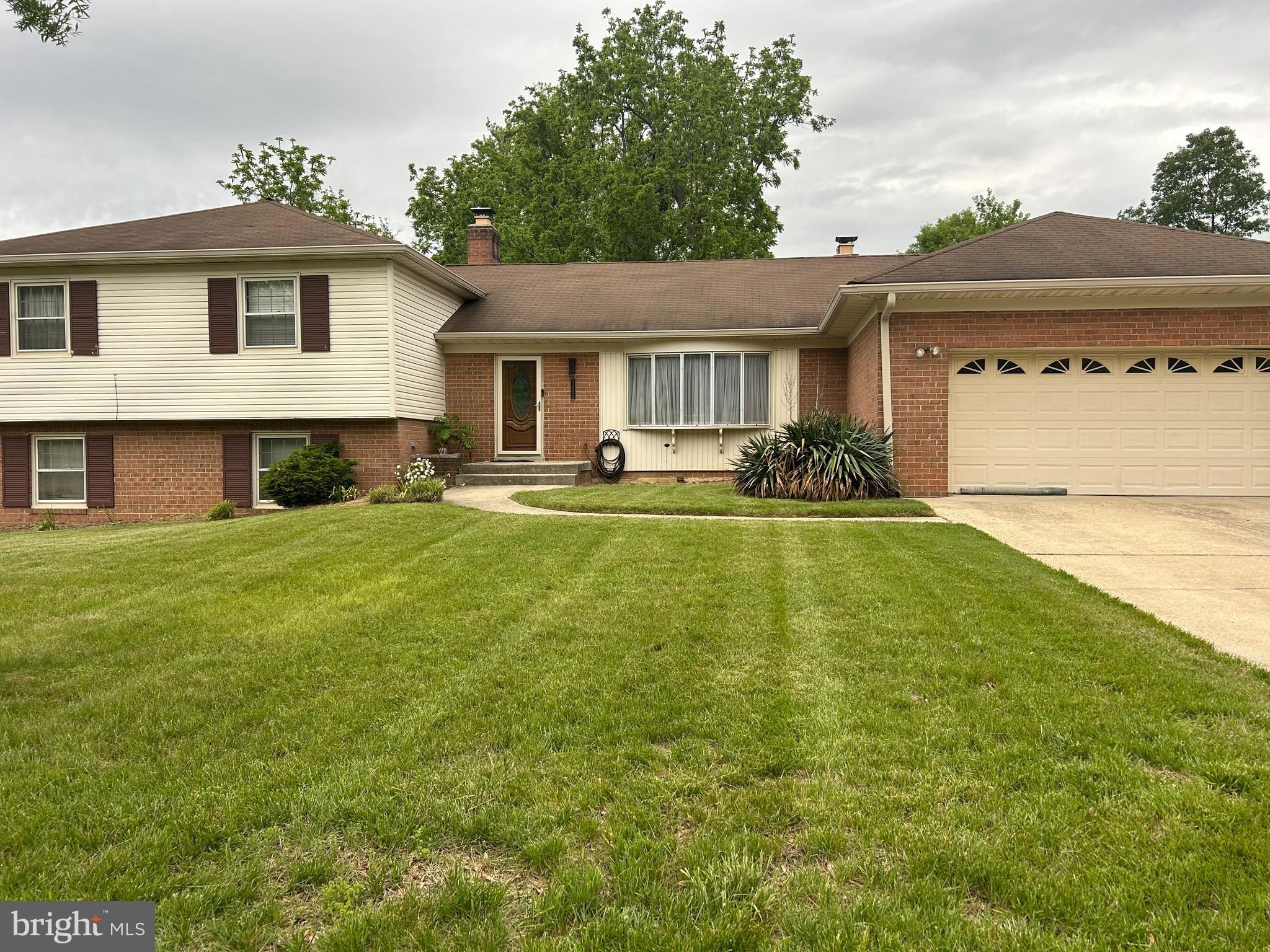 11500 Chantilly Lane