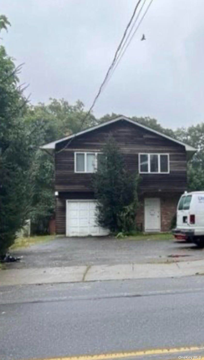 232 W Pulaski Road