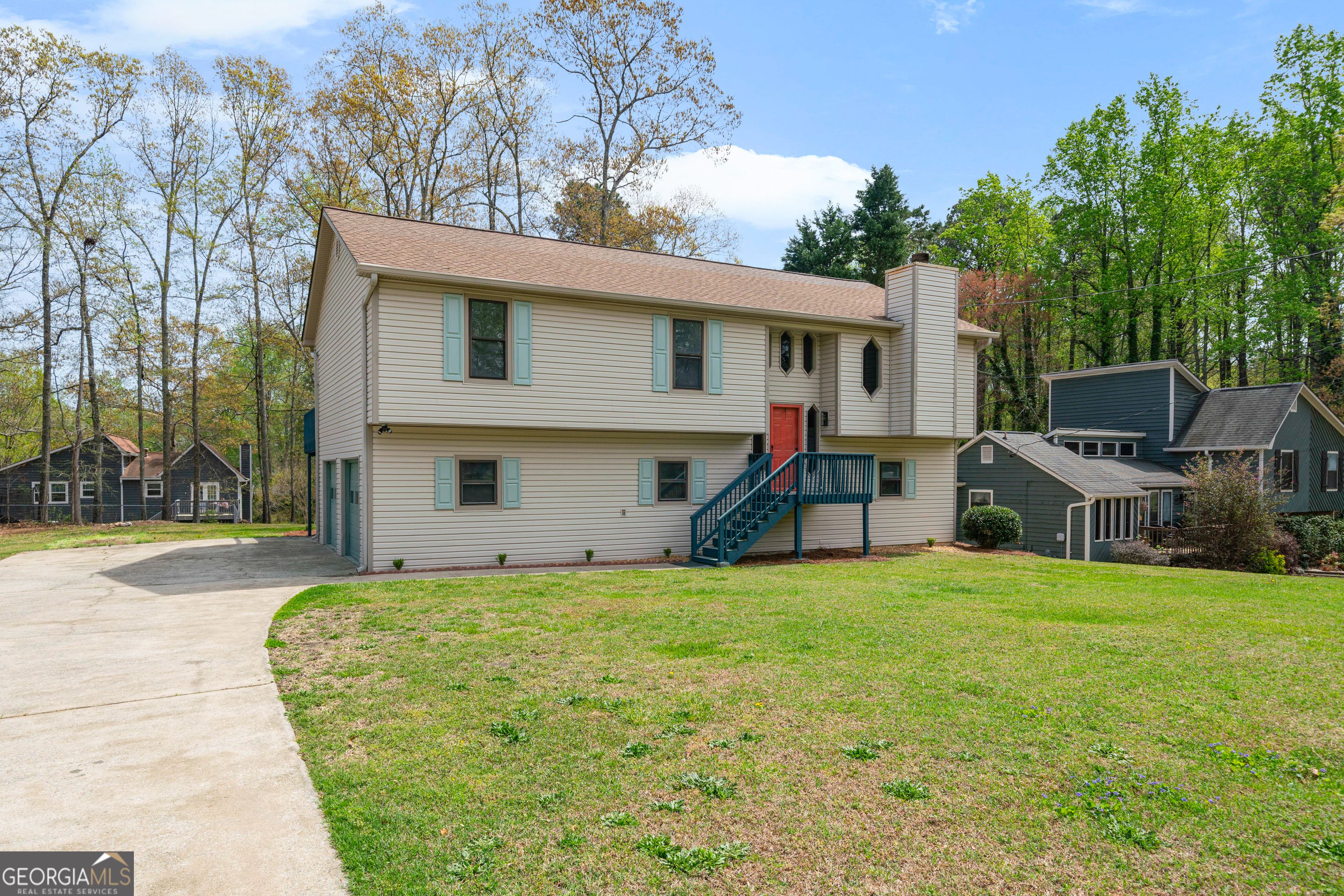 1612 Sky Crest Drive