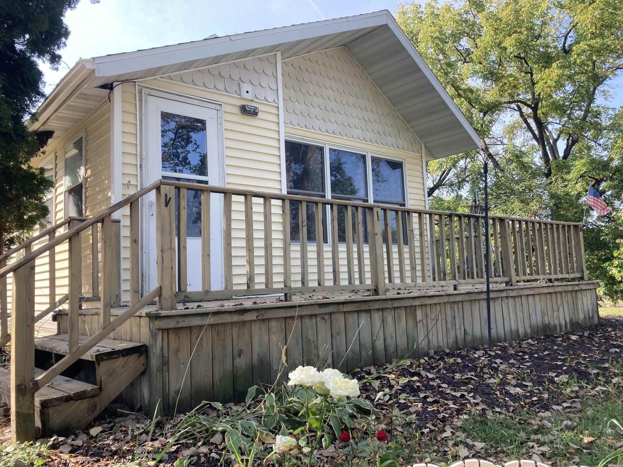 6323 Portage Road