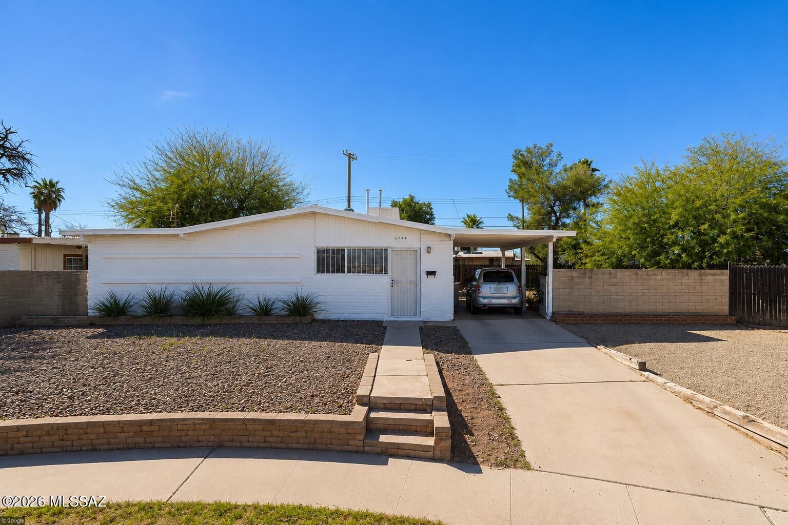 3744 E 27th Place