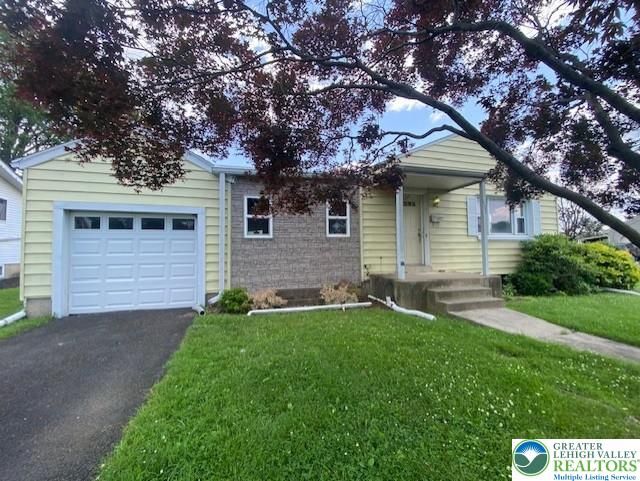 1103 N Van Buren Street