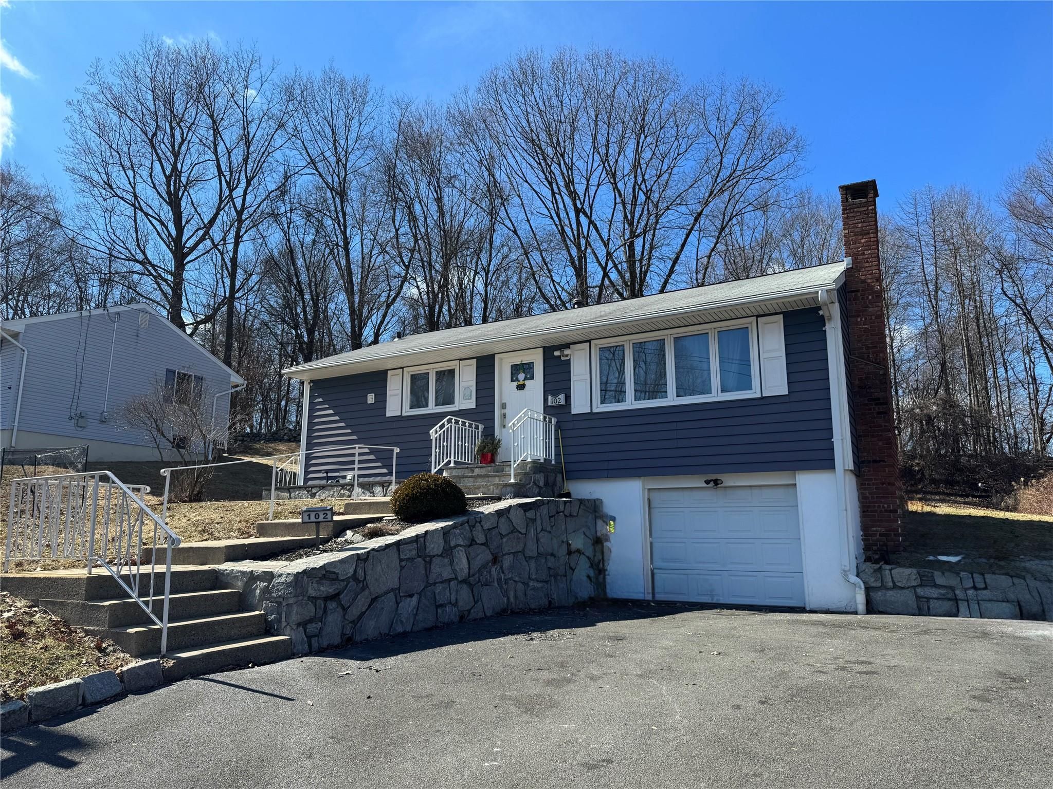 102 Capt Shankey Drive