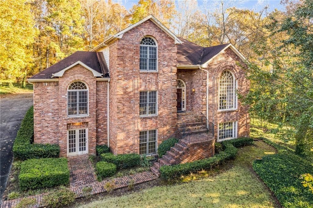 415 Collegiate Drive