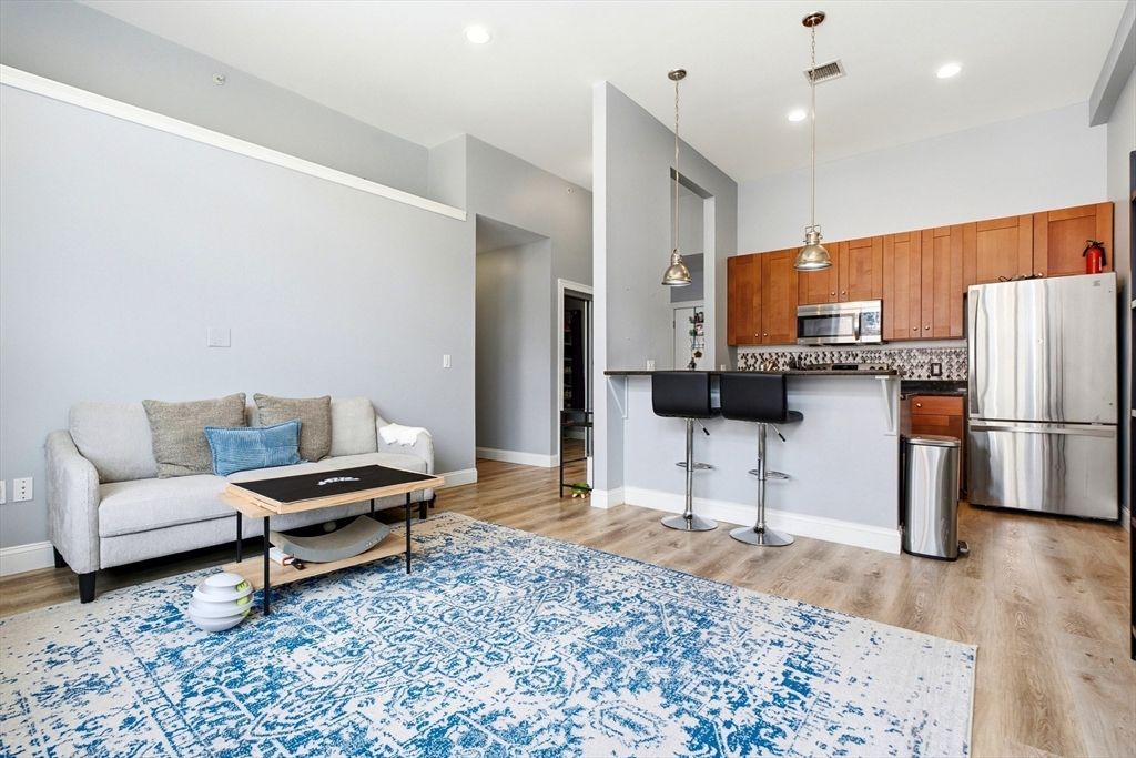 30 Broad St 203
