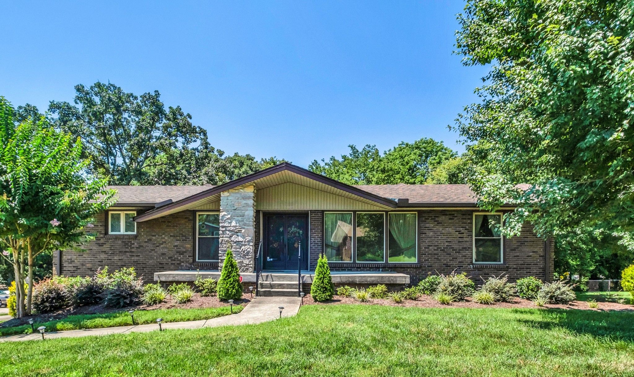2633 Ravine Dr