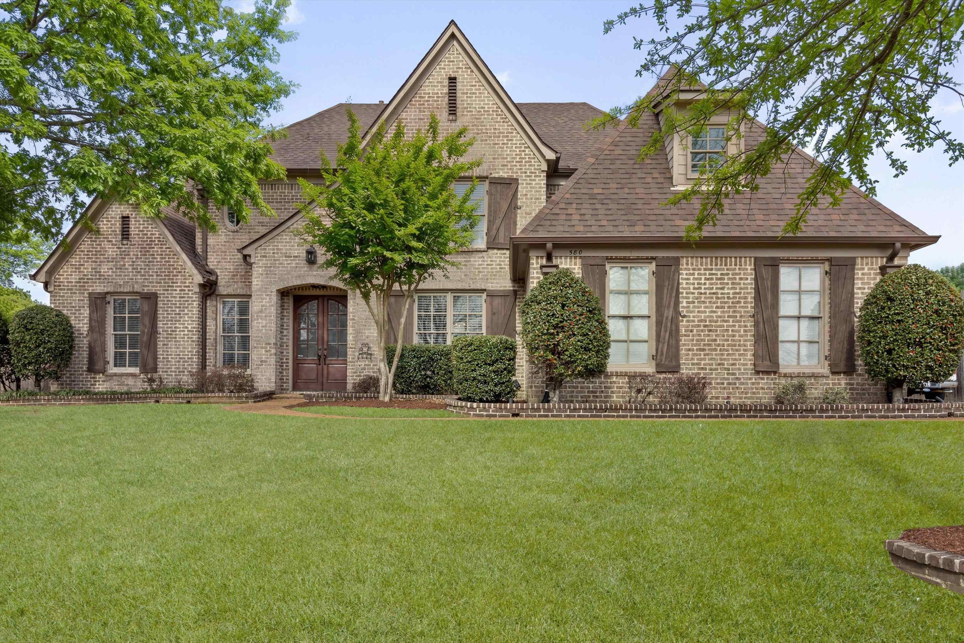 580 Winding Valley Cv