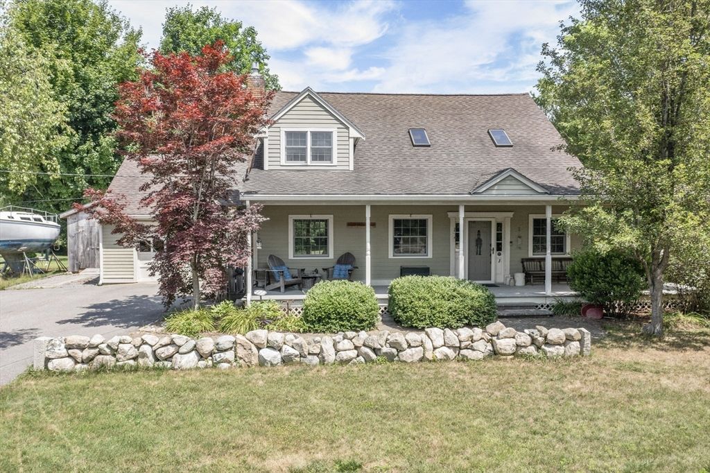 43 Cranberry Ln
