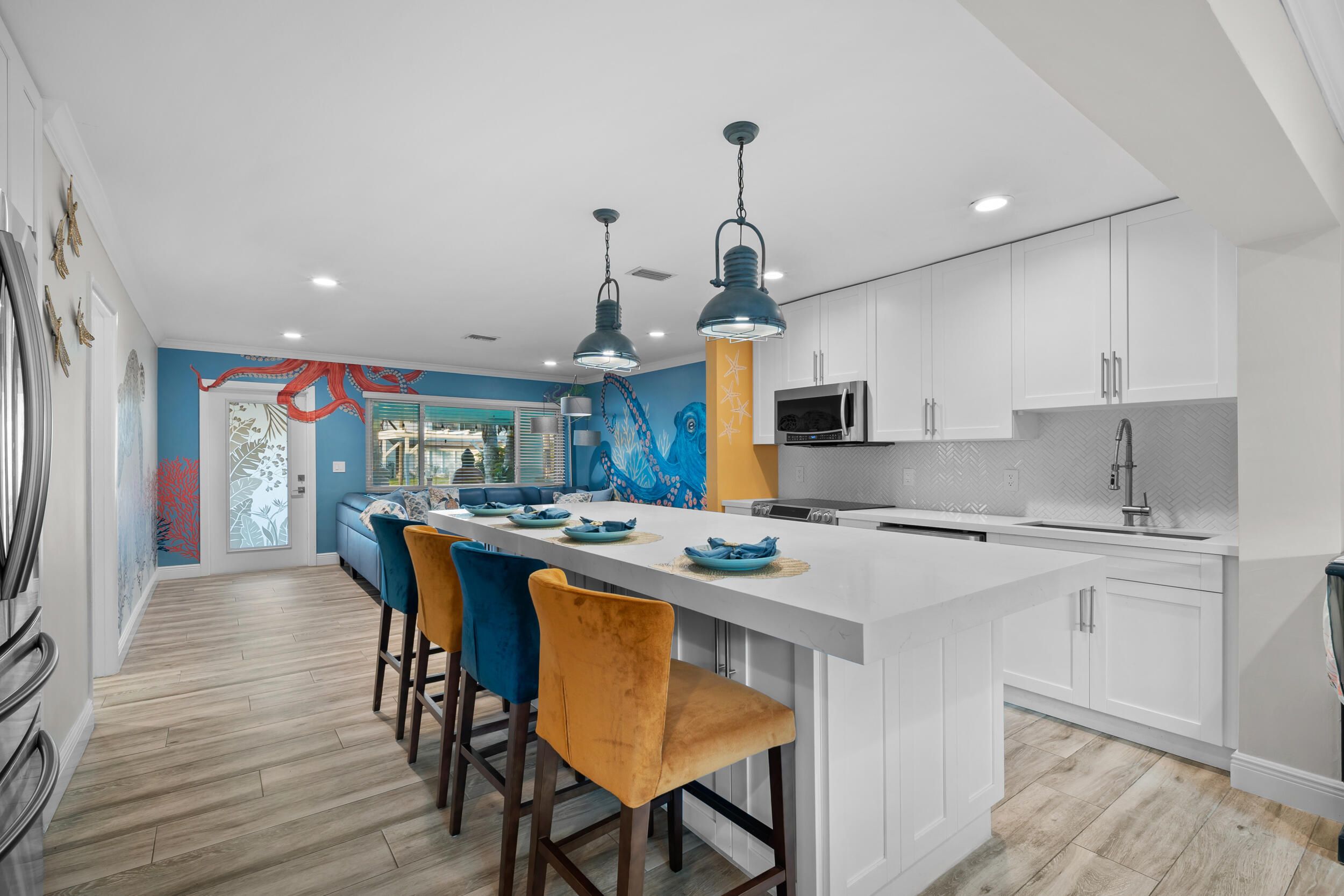 1708 Nw 36th Court