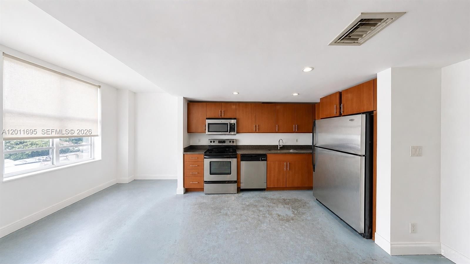 111 E Flagler St 705