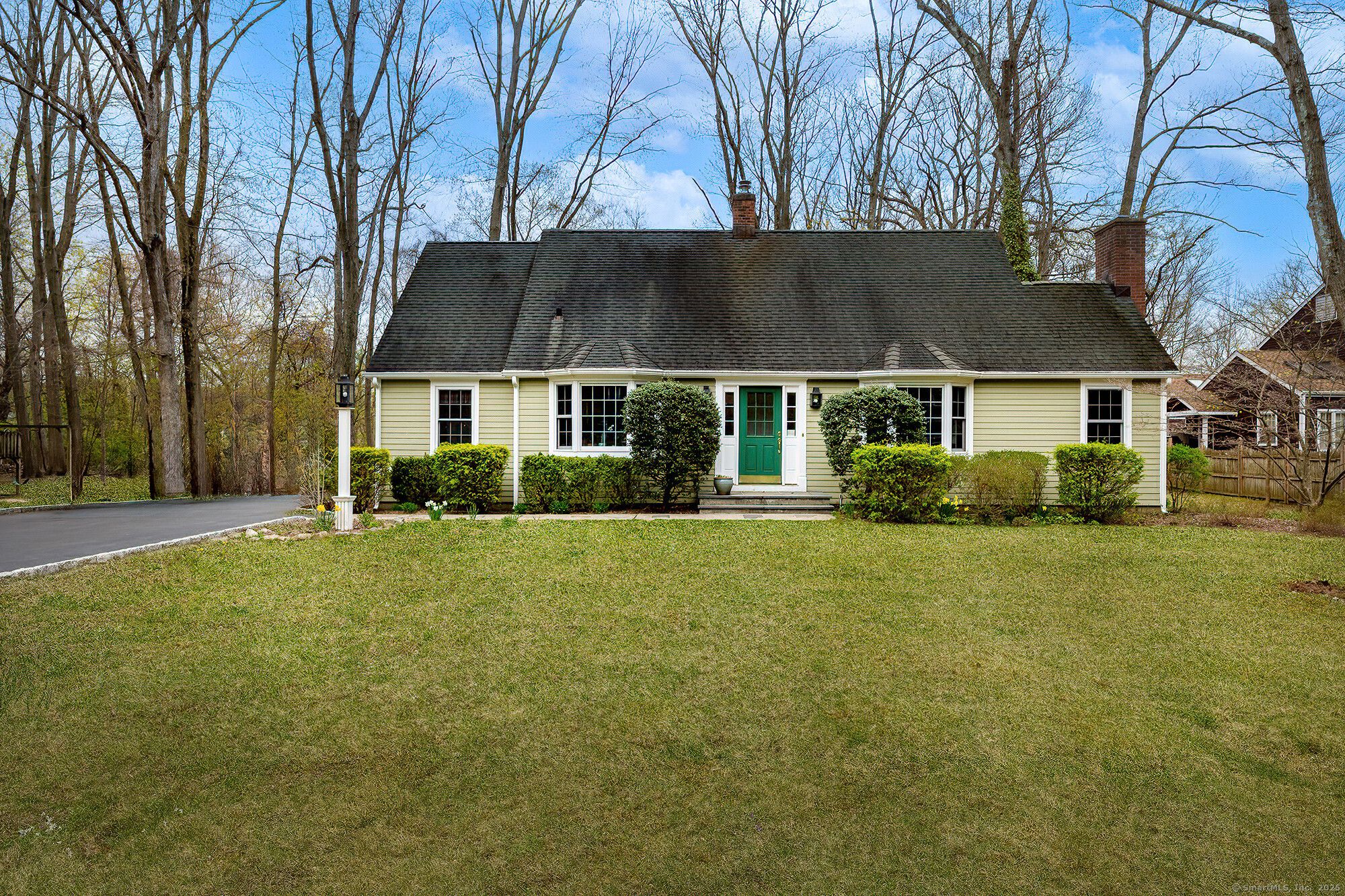 33 Riverview Drive