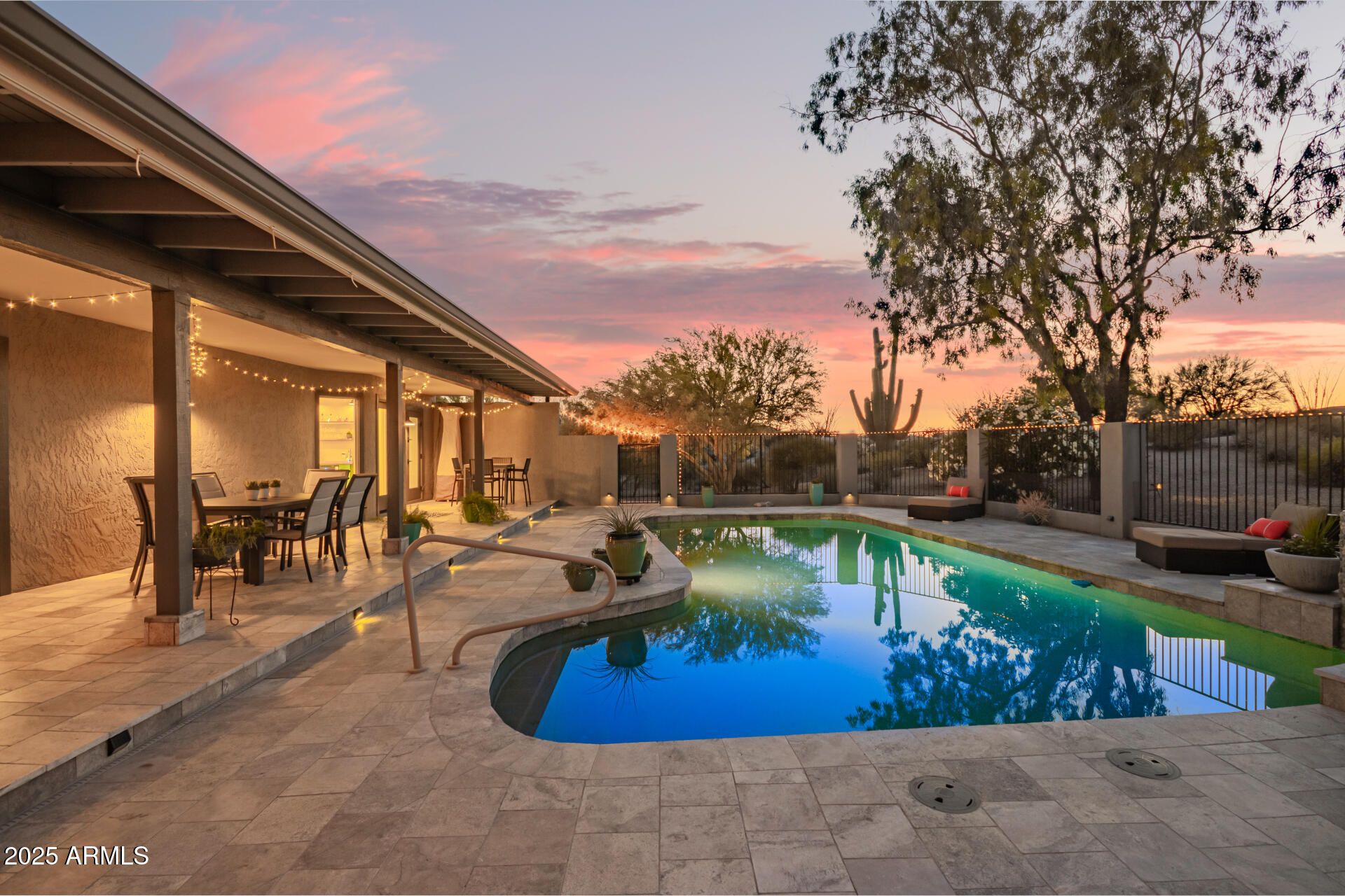 9432 E Quail Trail