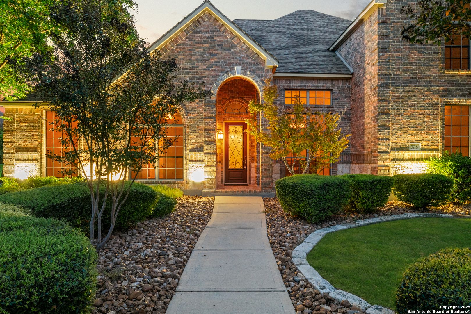 9715 Wind Gate Pkwy