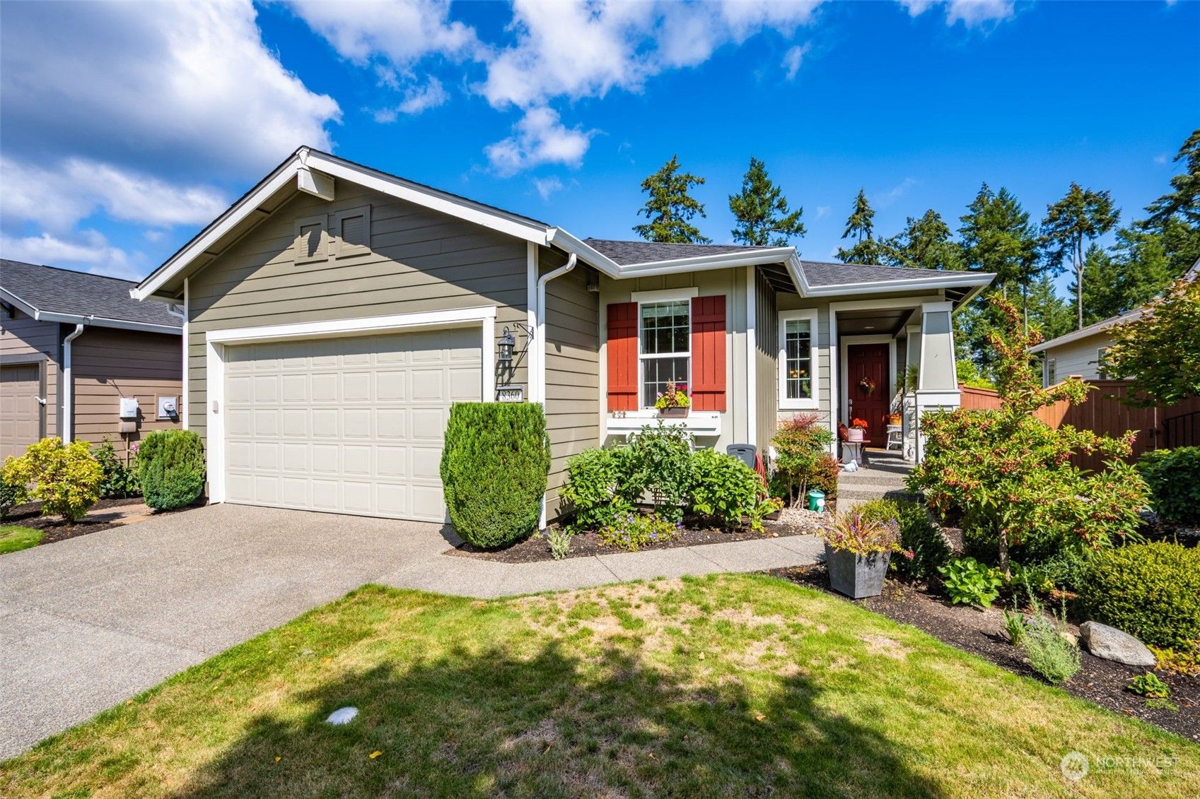 8360 Vashon Drive Ne