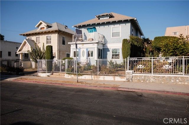 1312 Arapahoe