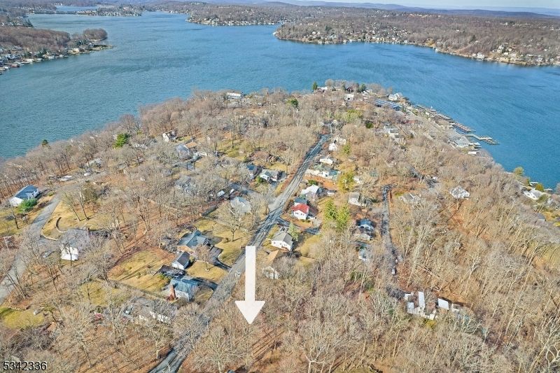 53 Nolans Point Rd