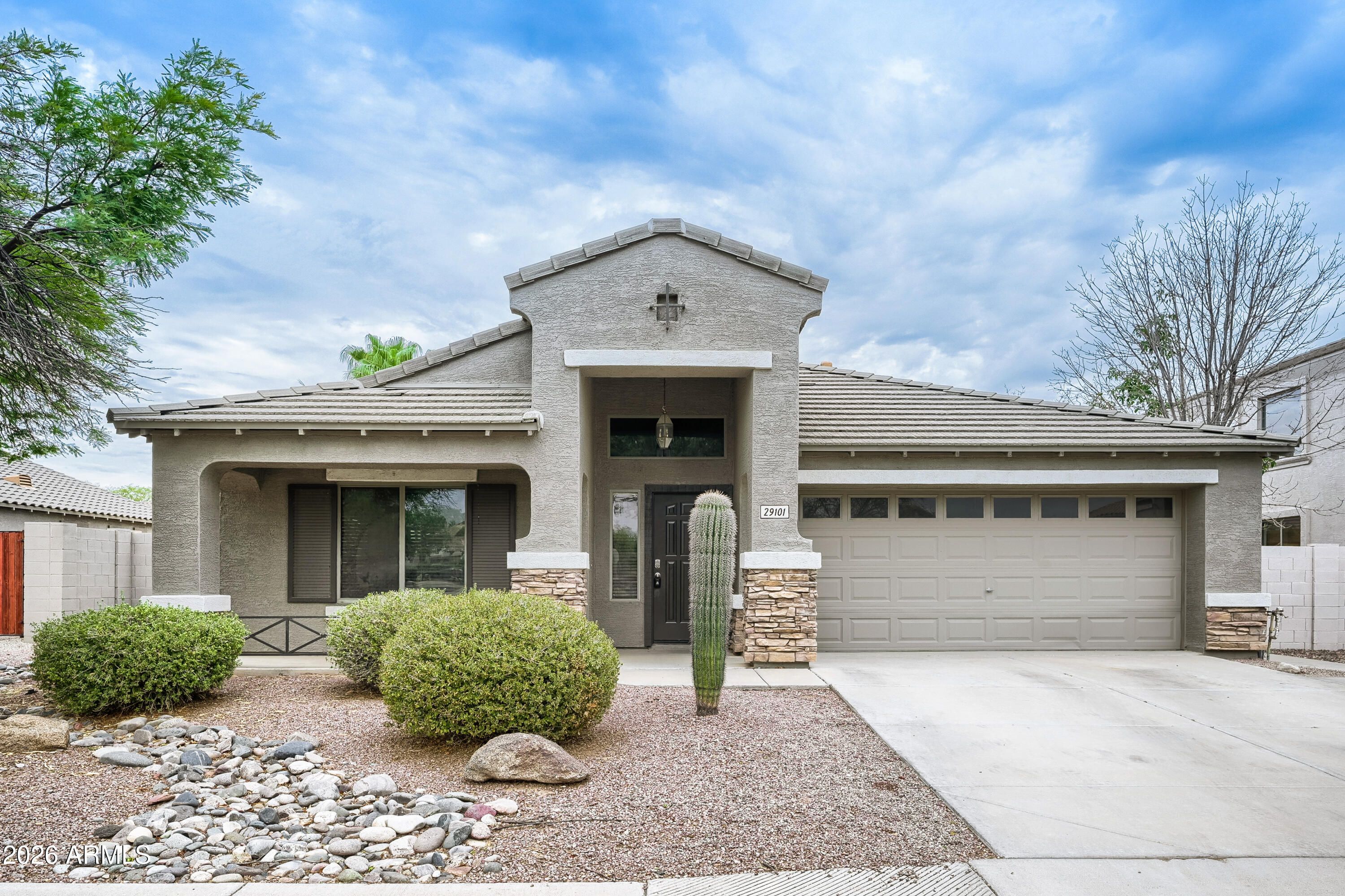 29101 N Mountain View Road