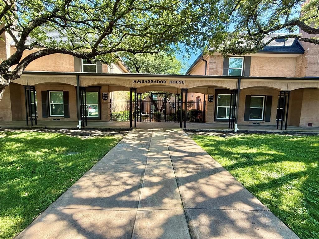 7830 Meadow Park Drive 209