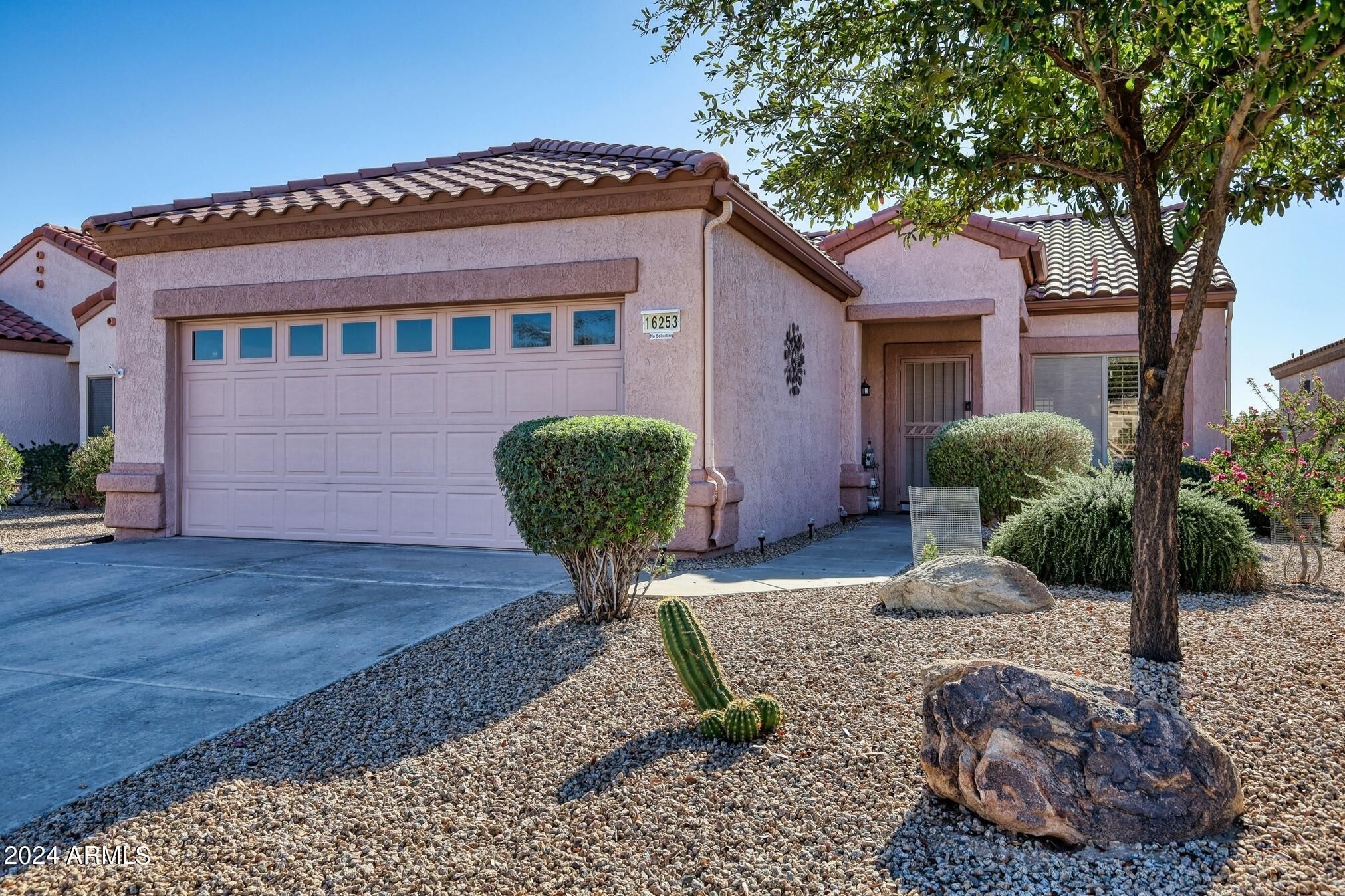 16253 W Mountain Pass Drive