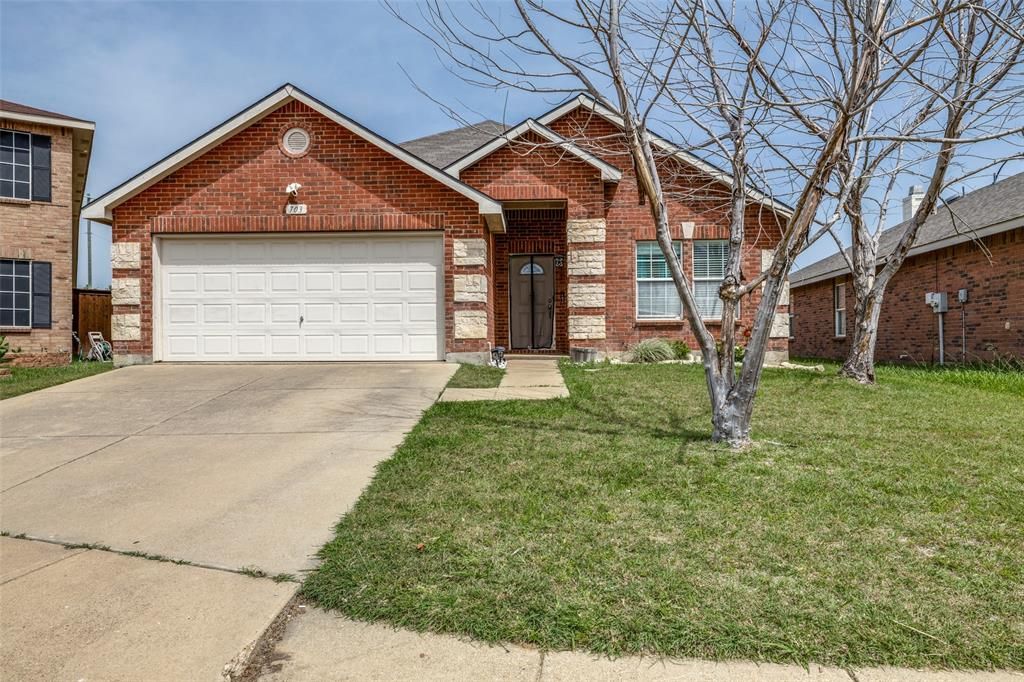 703 Moss Glen Trail