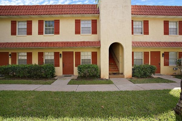 Spanish Oaks Condominiums Leesburg Leesburg Fl Homes For Sale Real Estate Neighborhoods Com