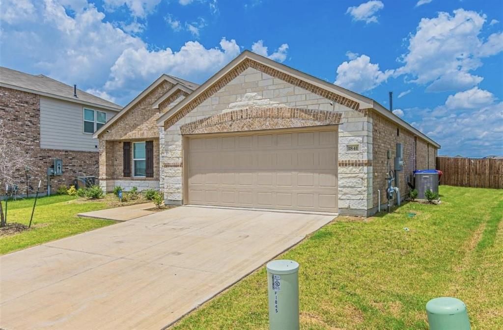 1841 Acacia Drive