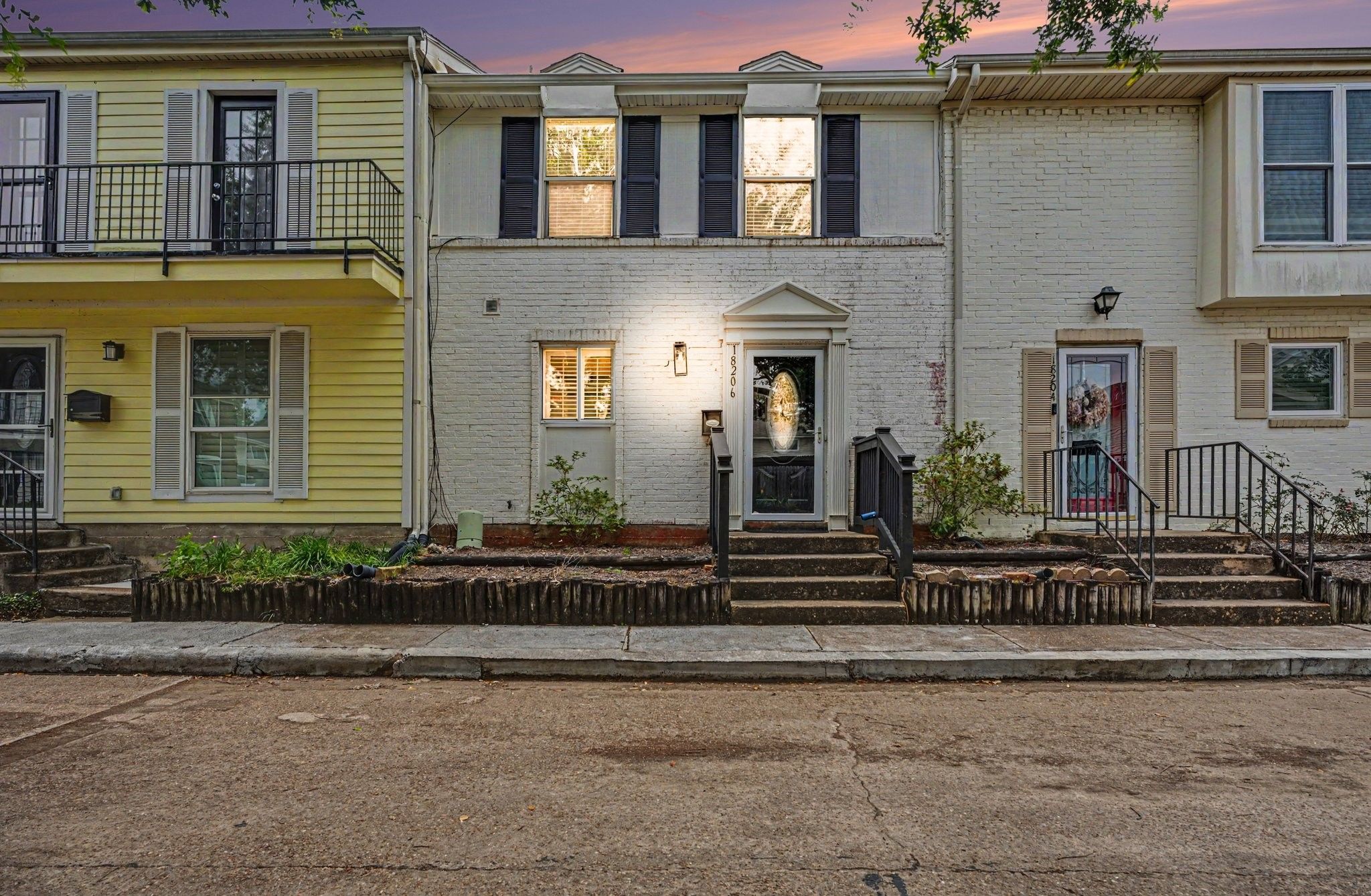 18206 Heritage Lane 8206