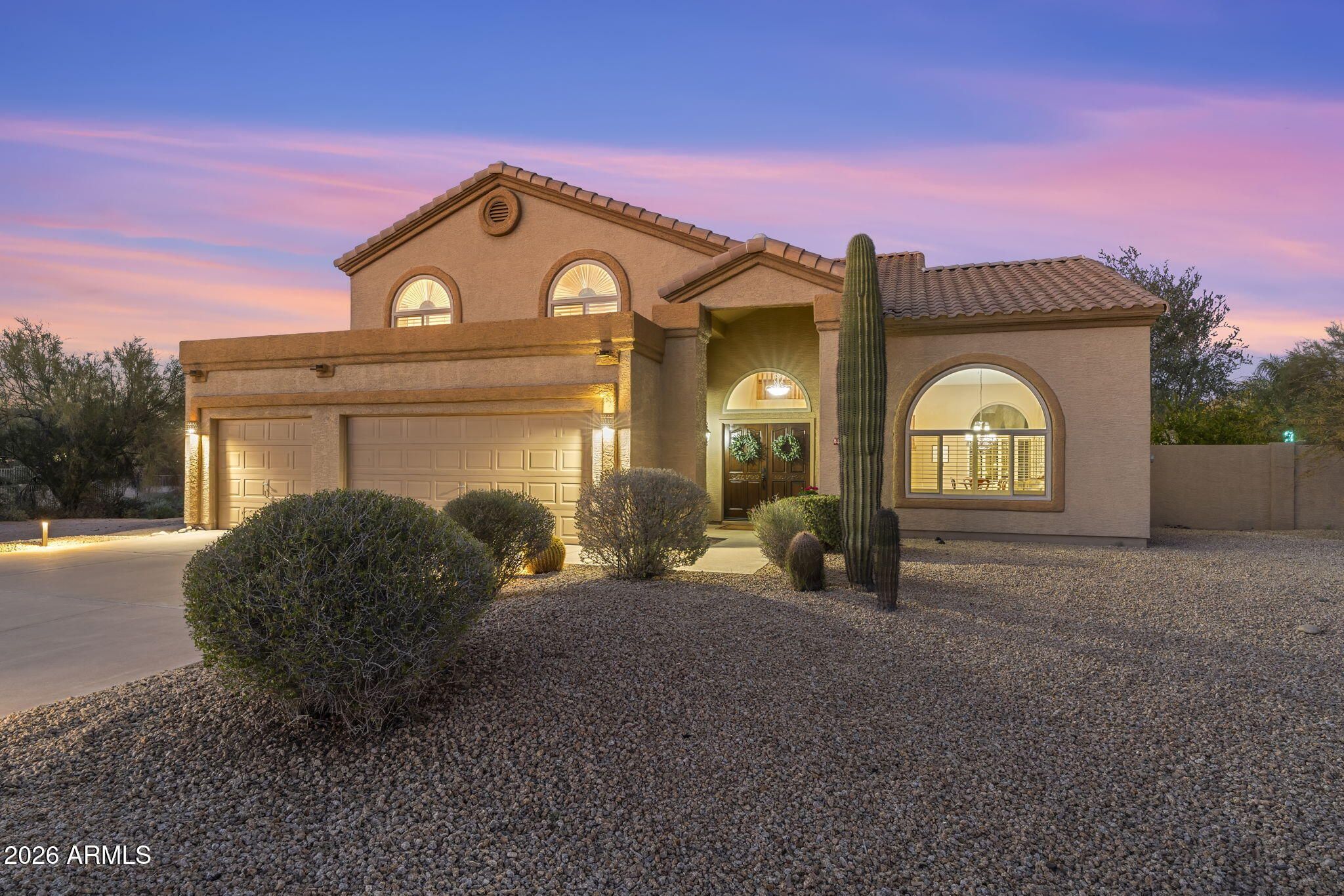 8530 E Lariat Lane