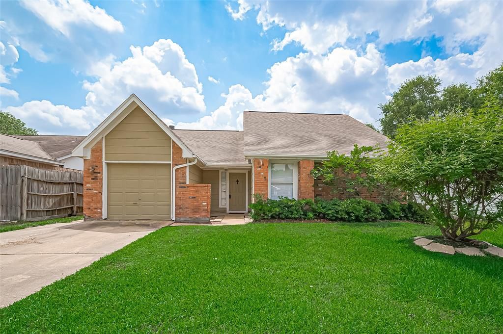 23931 Griffin House Lane
