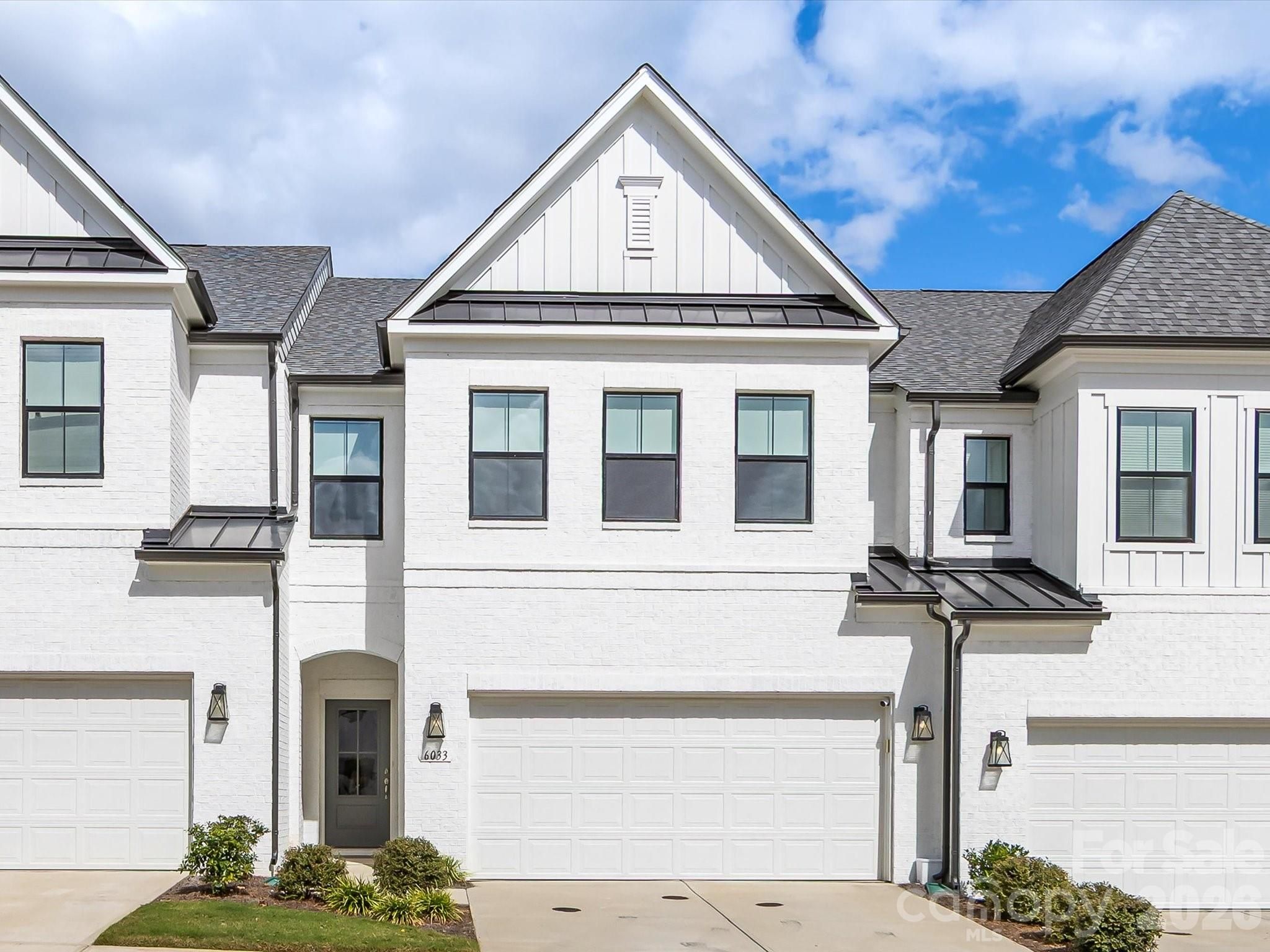 6033 Mariemont Circle