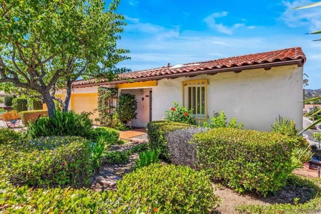 1110 San Jacinto Gln