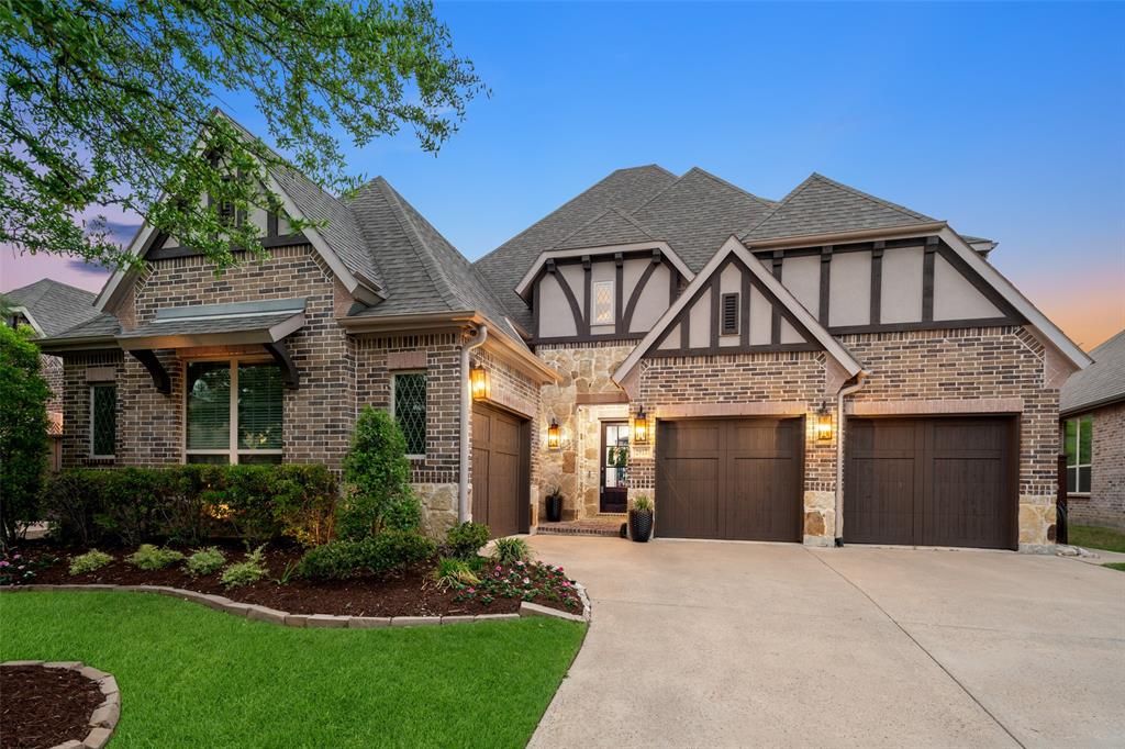 2917 Ballater Court