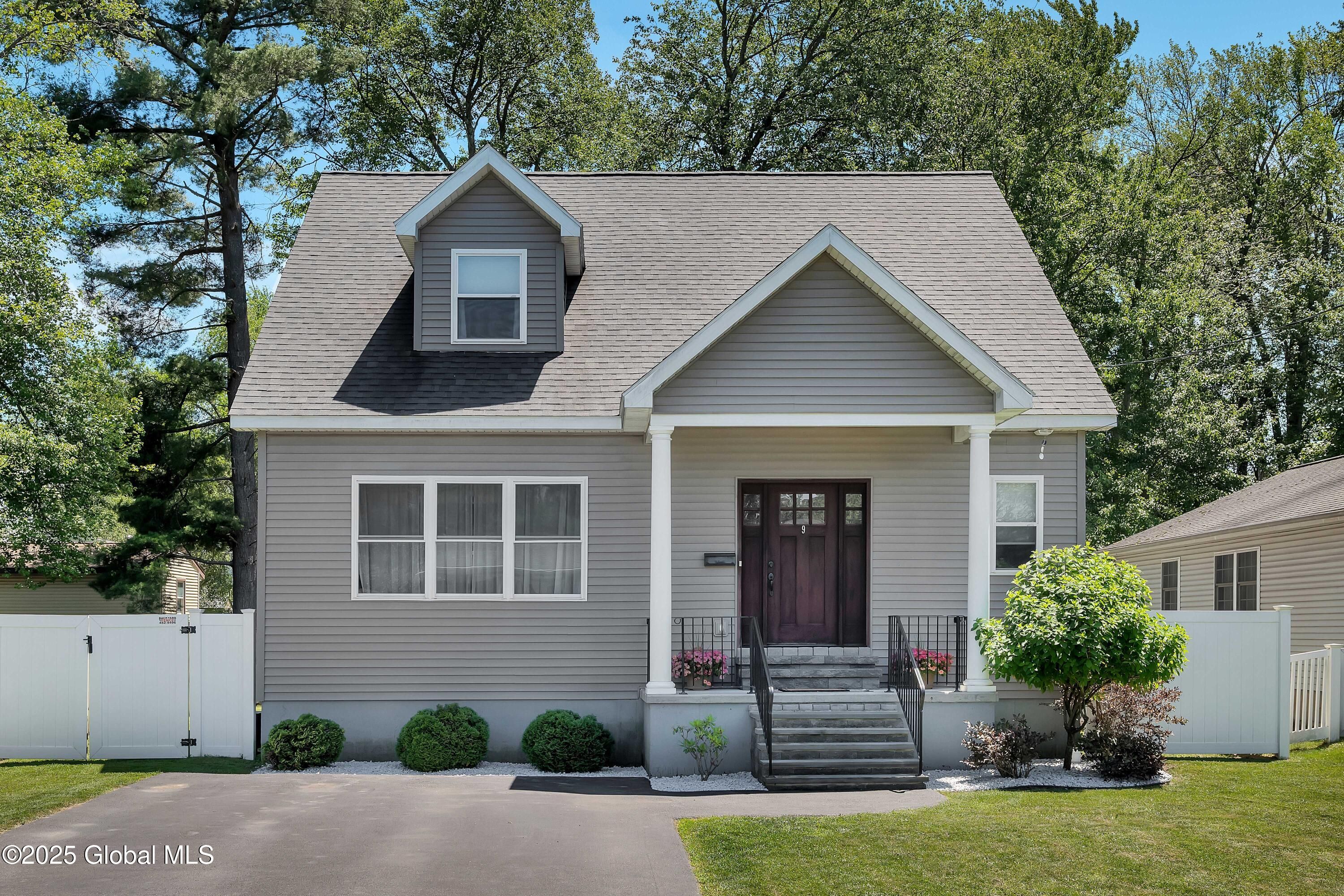 9 Sebring Avenue