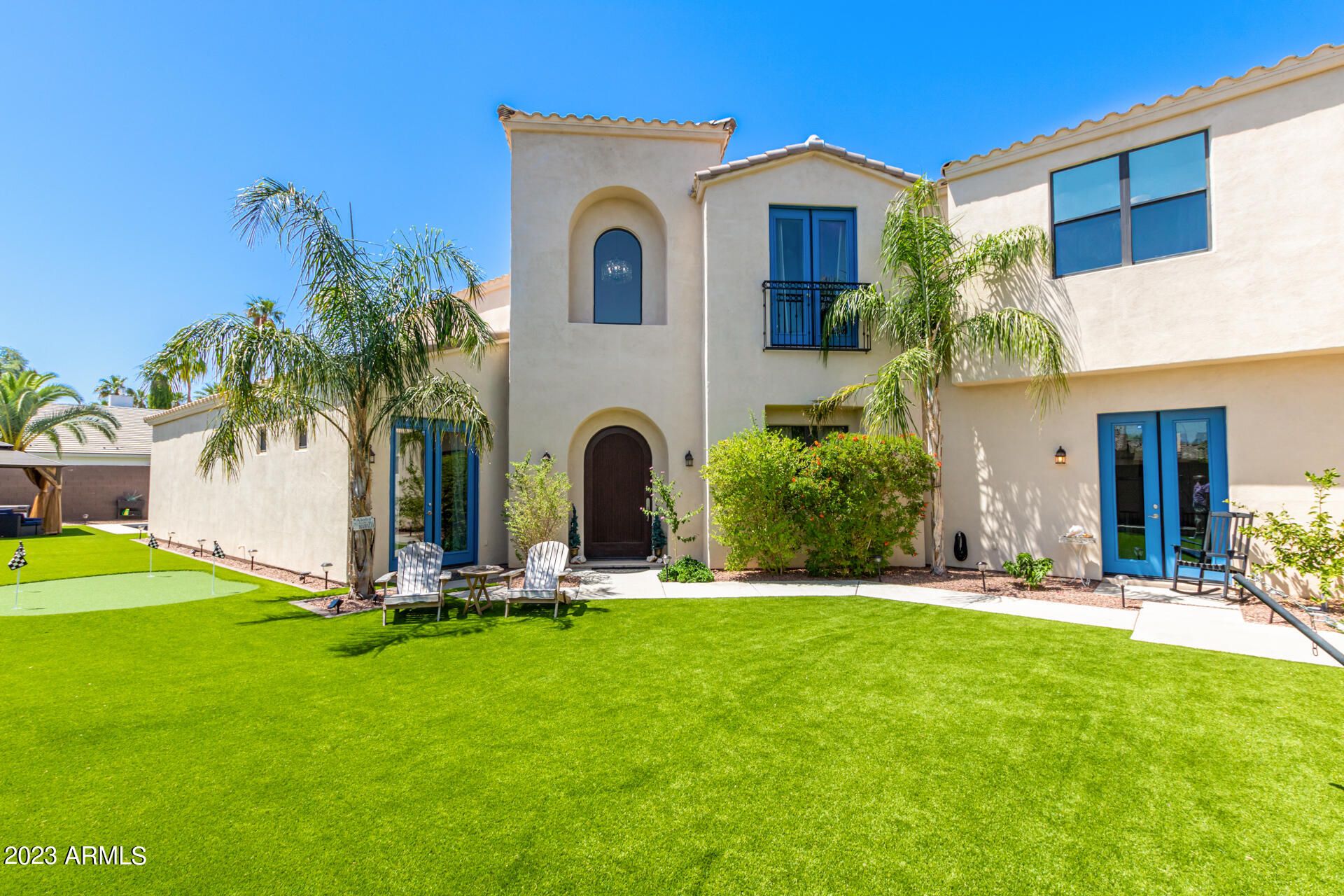 1605 W Winter Drive