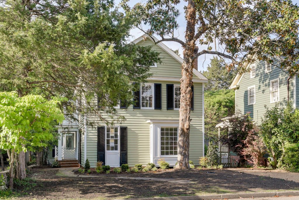 503 Newport Avenue