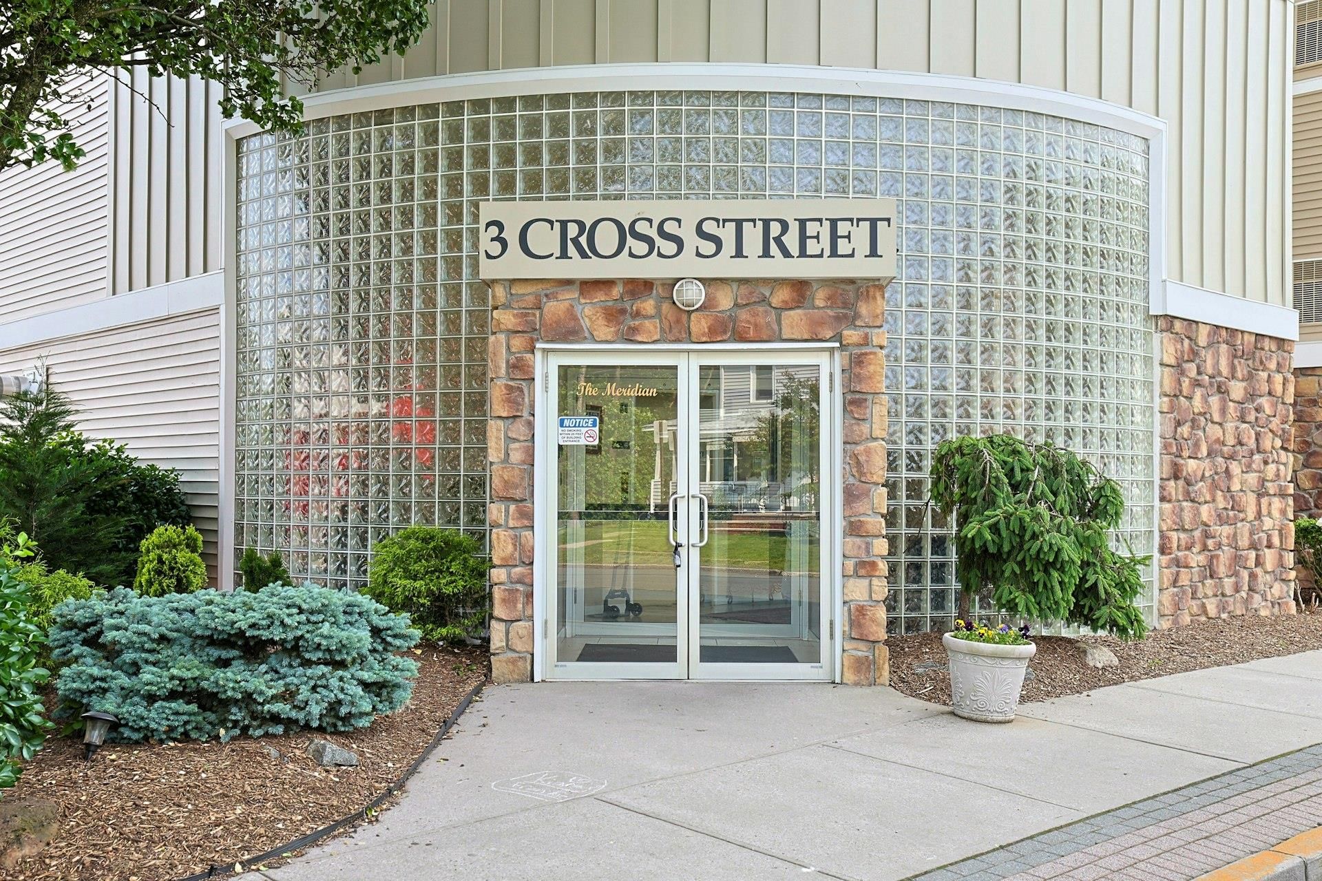 3 Cross Street 109