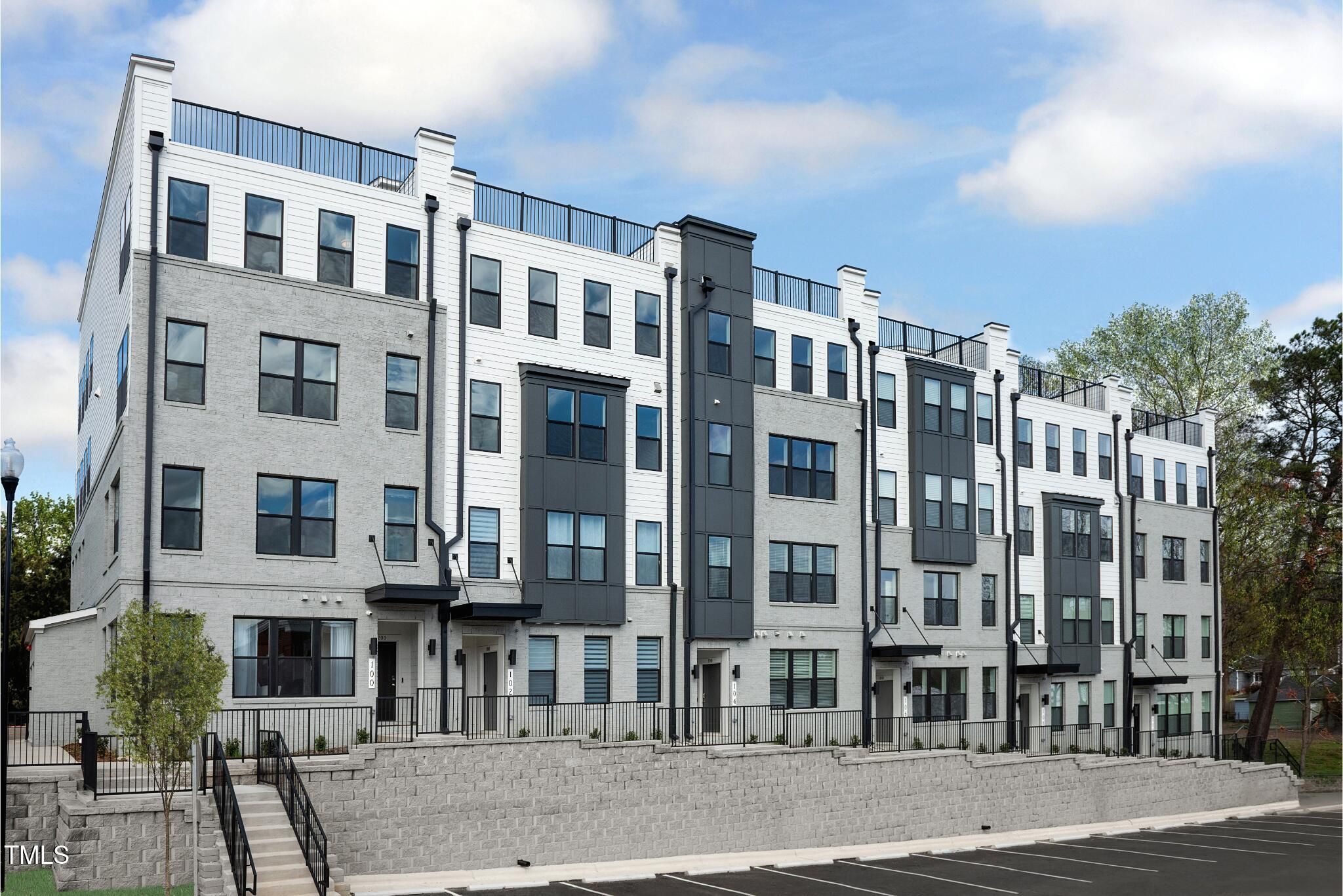105 Ailey Brook Way #200