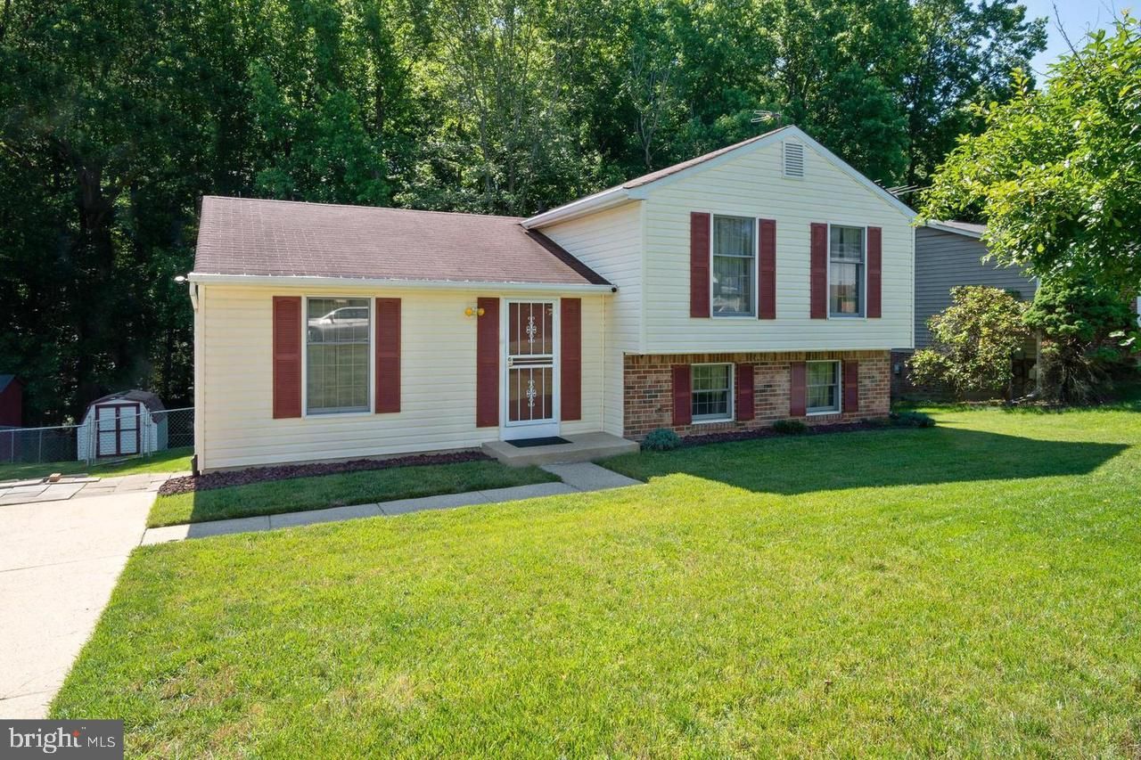2240 Bridle Path Drive