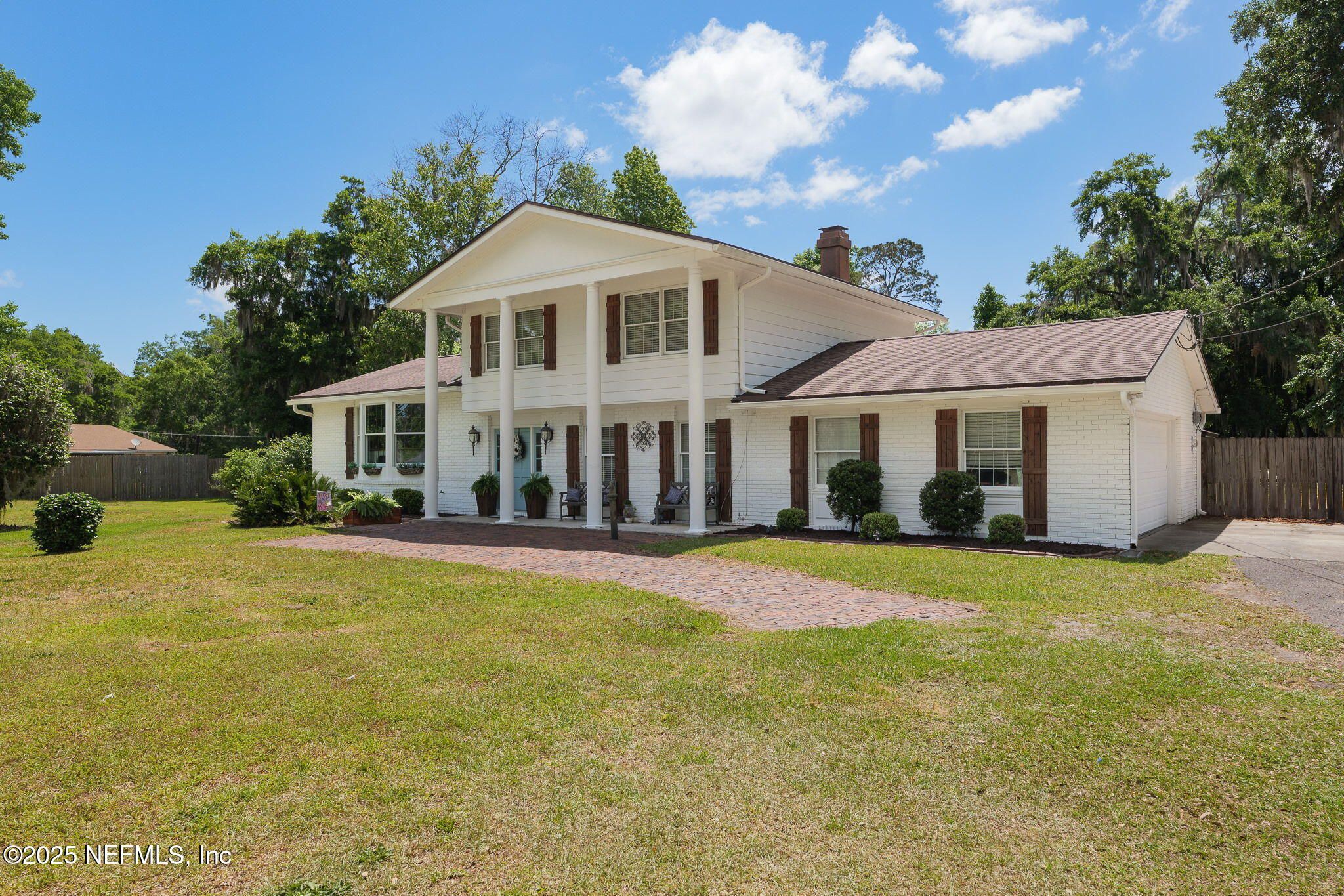 17459 Eagle Bend Boulevard