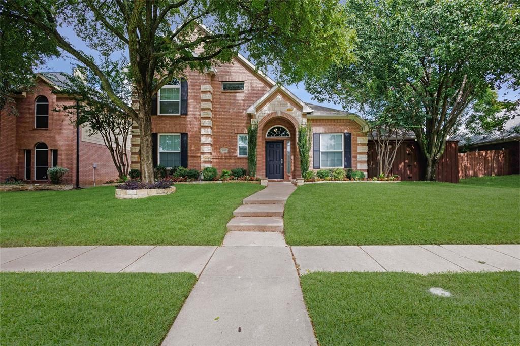 1315 Hillcrest Drive